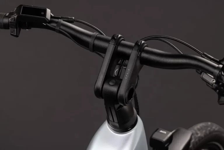 Cube Kathmandu Hybrid ONE 800 silverstar´n´reflex EE