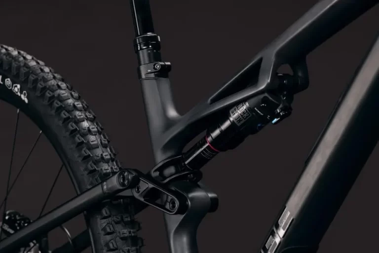 Cube Stereo HPC RACE carbon´n´black